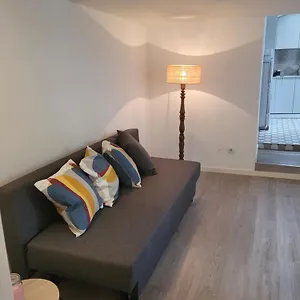 apt-apartamento.hotels-lisbon-portugal.com/