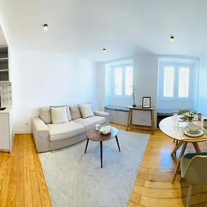 city-center-flat-for-6-pp.hotels-lisbon-portugal.com/
